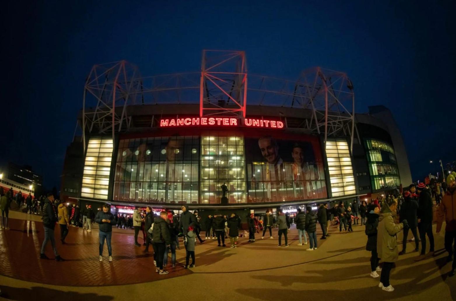 Bright & Modern 3 Bedroom Old Trafford Home Манчестър Екстериор снимка